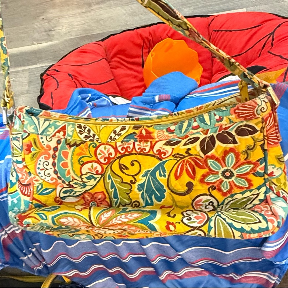 Multicolor Floral Quilted Shoulder Bag - Vibrant Yellow Pattern